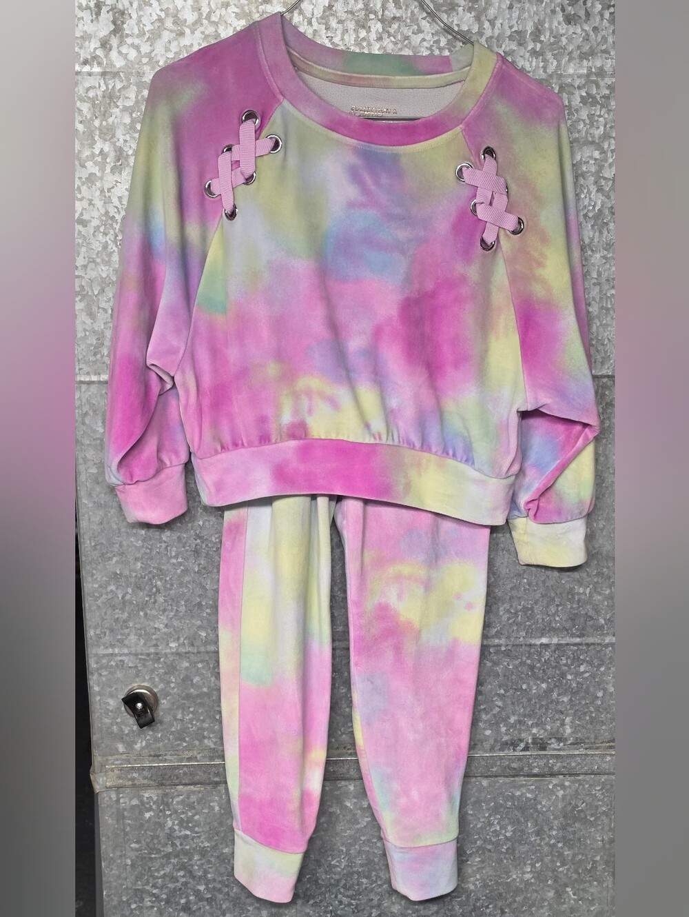 Justice SUPER SOFT Pink Rainbow Sweater & Pants Set Girls Size 8 - 2020